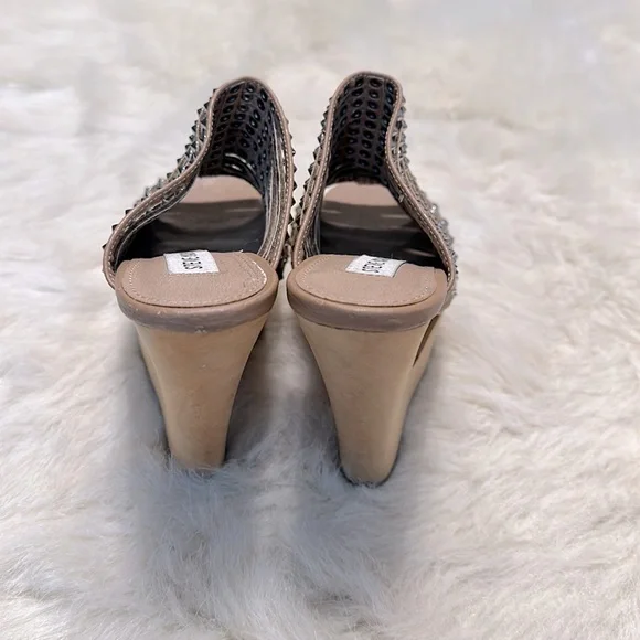 Worn once, great condition wedges - Picture 3 of 7